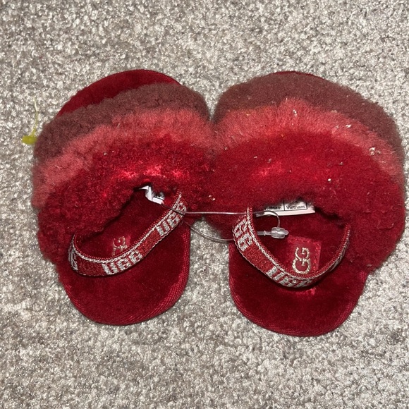 Ugg Fluff Yeah Metallic Sparkle baby size 2/3 - Picture 6 of 9